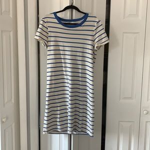 T-shirt dress